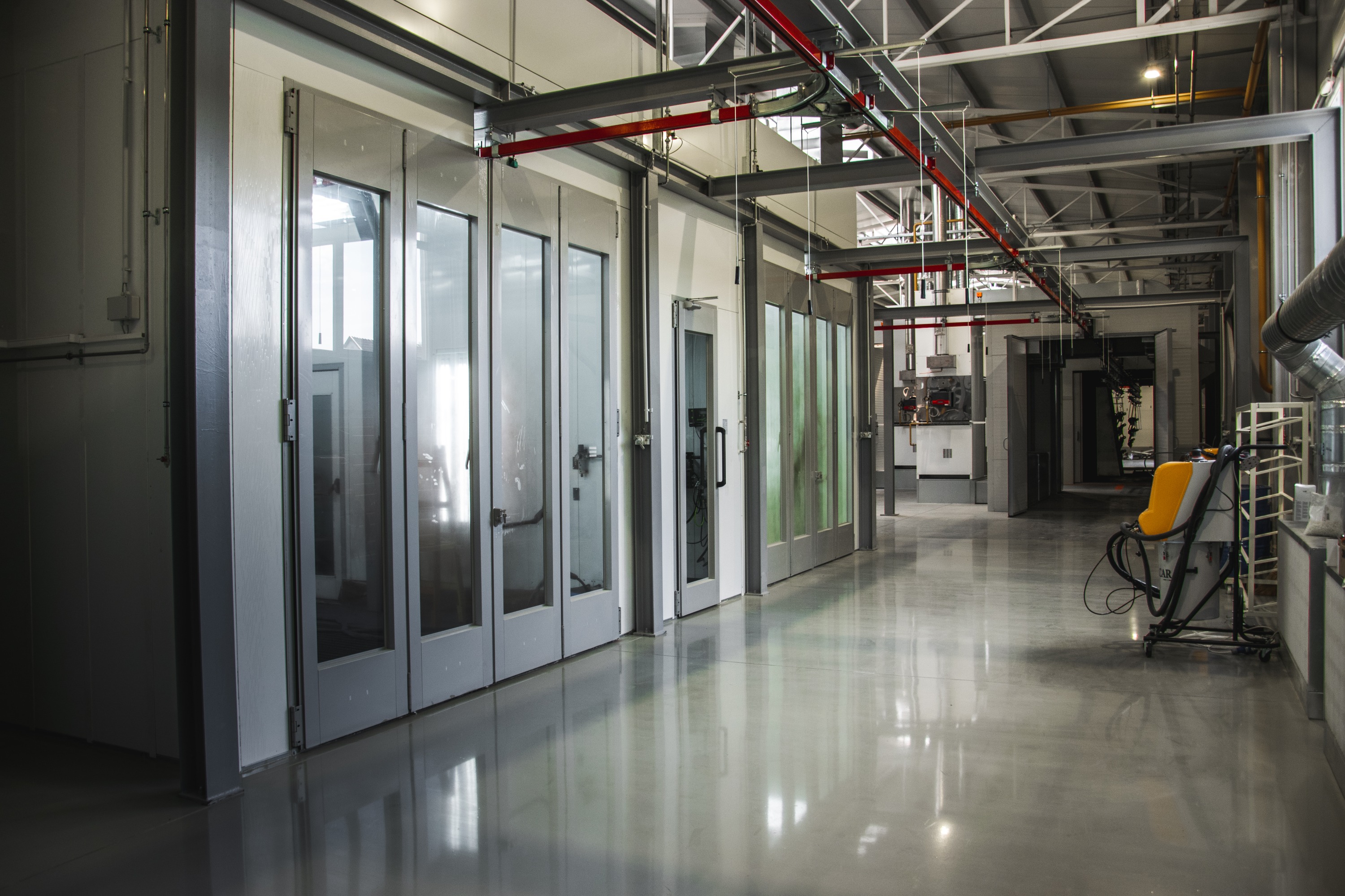 Komplett előkezelő és festősor Mezőberényben